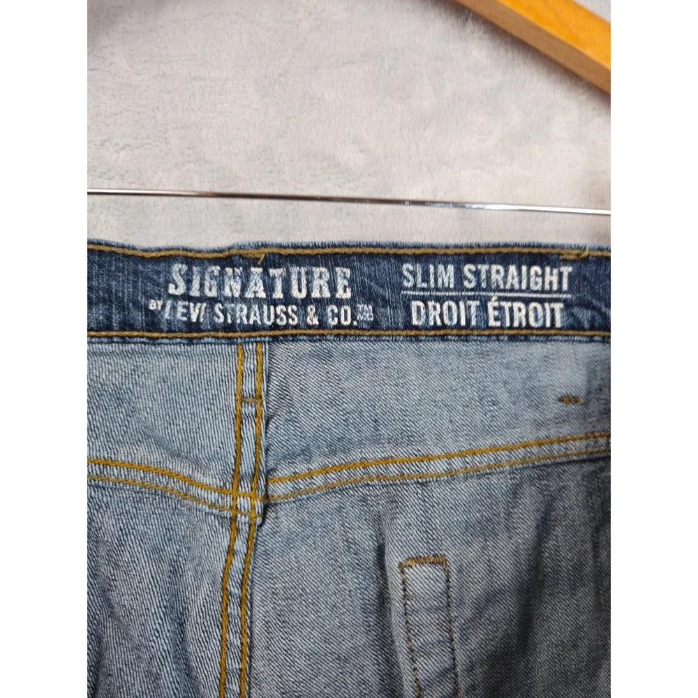 Levis tag size